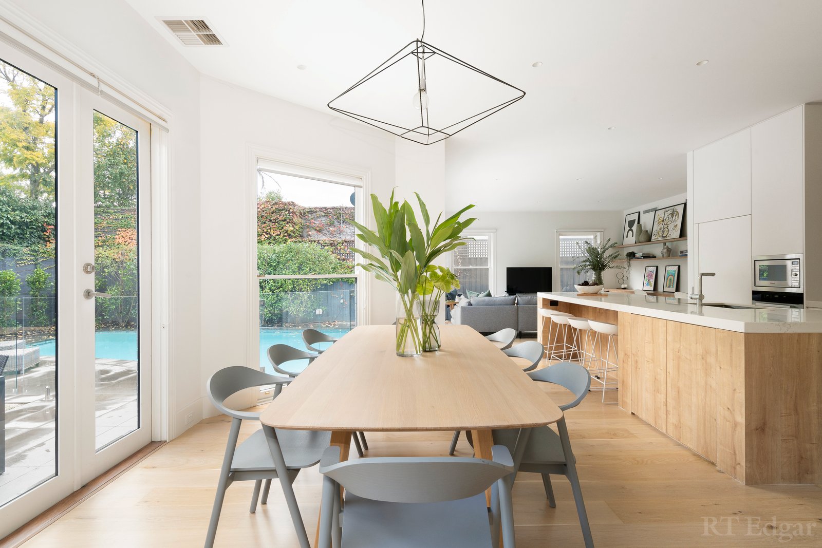 Real Estate and Property in 25 Closeburn Avenue, Prahran, VIC