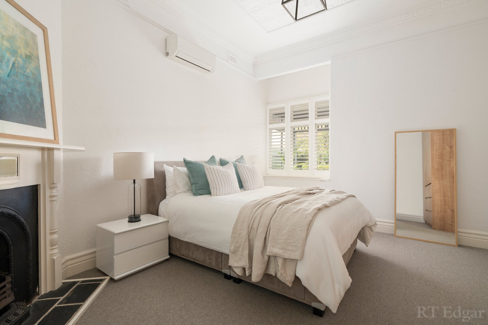 Real Estate and Property in 25 Closeburn Avenue, Prahran, VIC