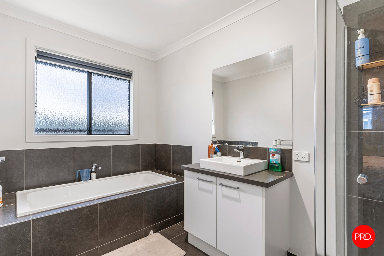 25 Cloverfields Crescent EPSOM 12