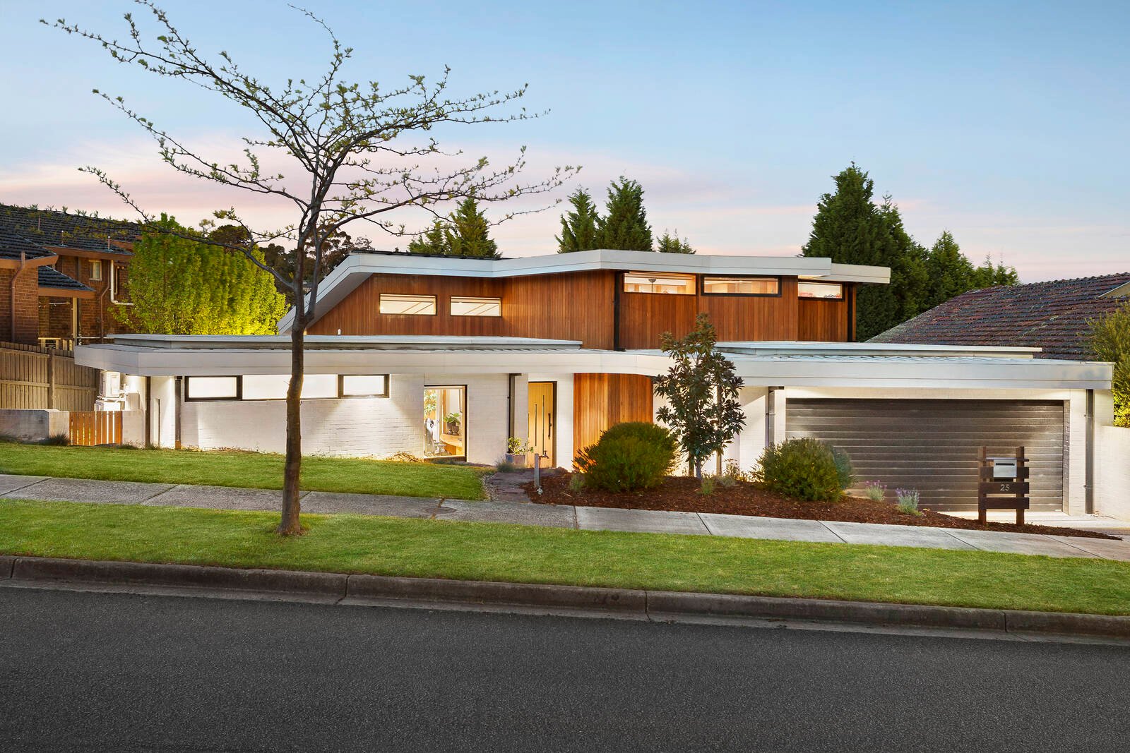 Real Estate and Property in 25 Coltain Street, Vermont South, VIC