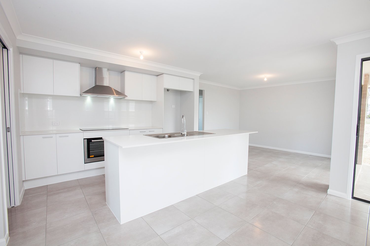 25 Concord Circuit CLIFTLEIGH 3