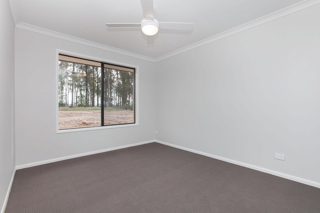 25 Concord Circuit CLIFTLEIGH 13
