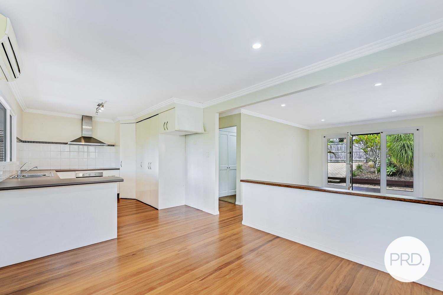 25 Cooleroo Crescent SOUTHPORT 4