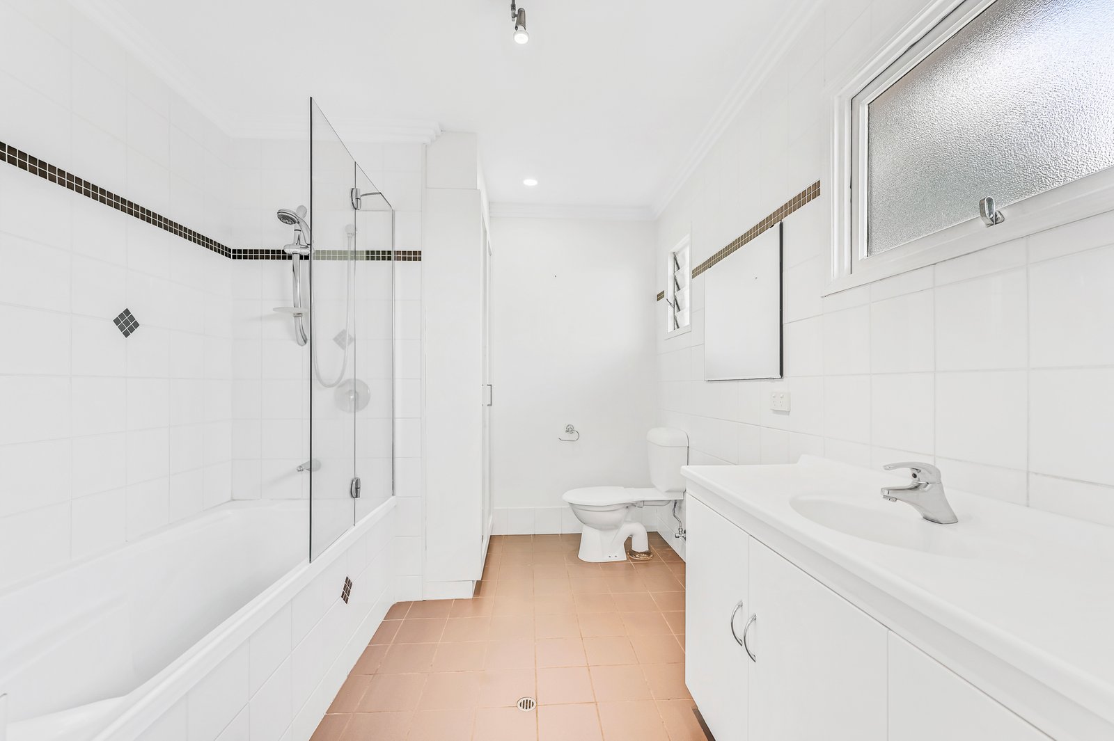 25 Cooleroo Crescent SOUTHPORT 10