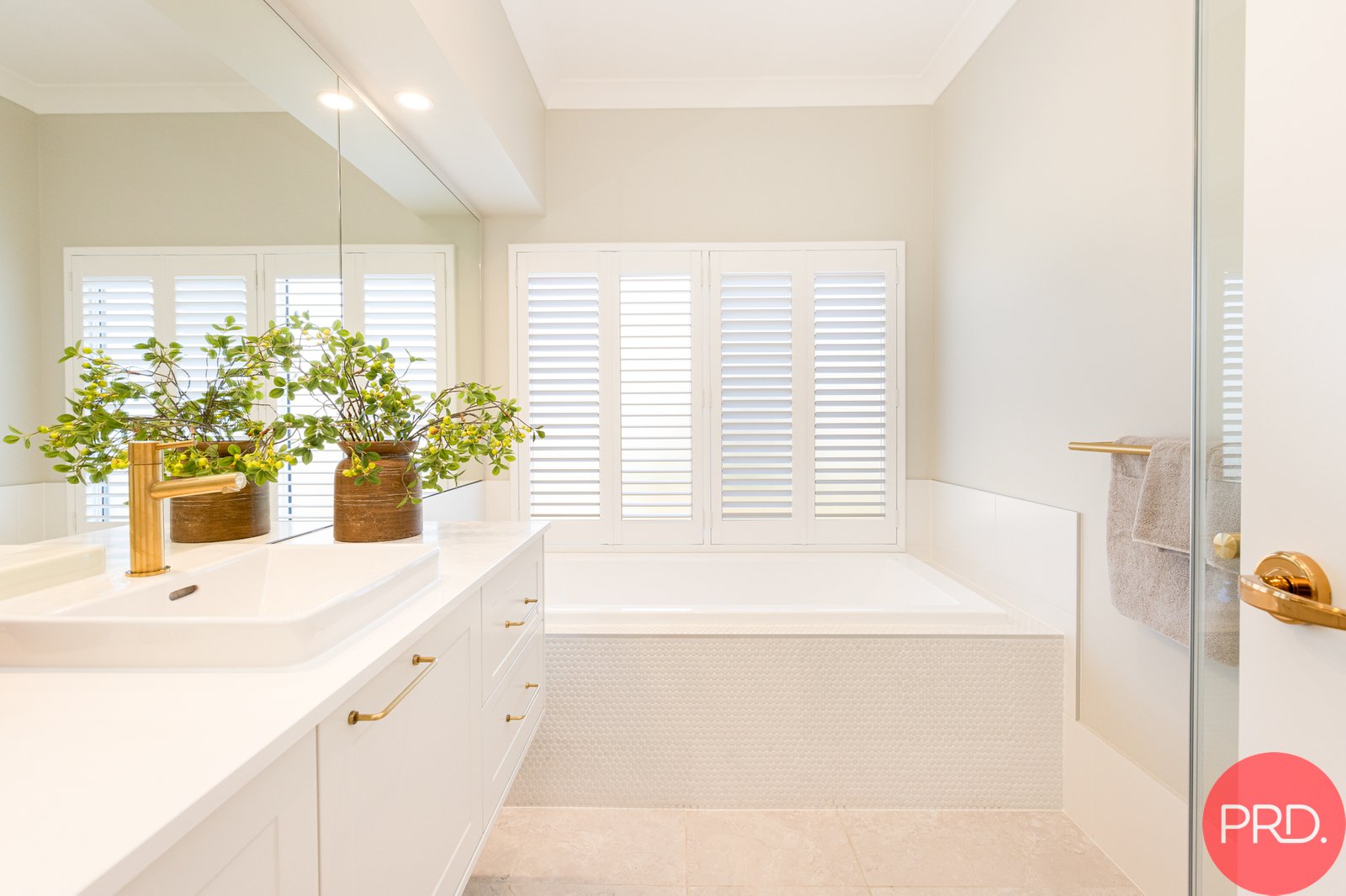 25 Cordeaux Street LOUTH PARK 13