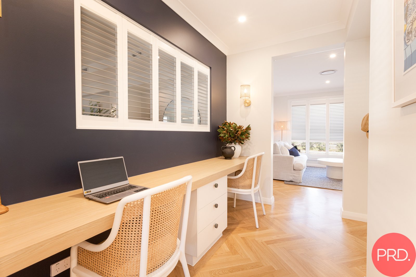 25 Cordeaux Street LOUTH PARK 15