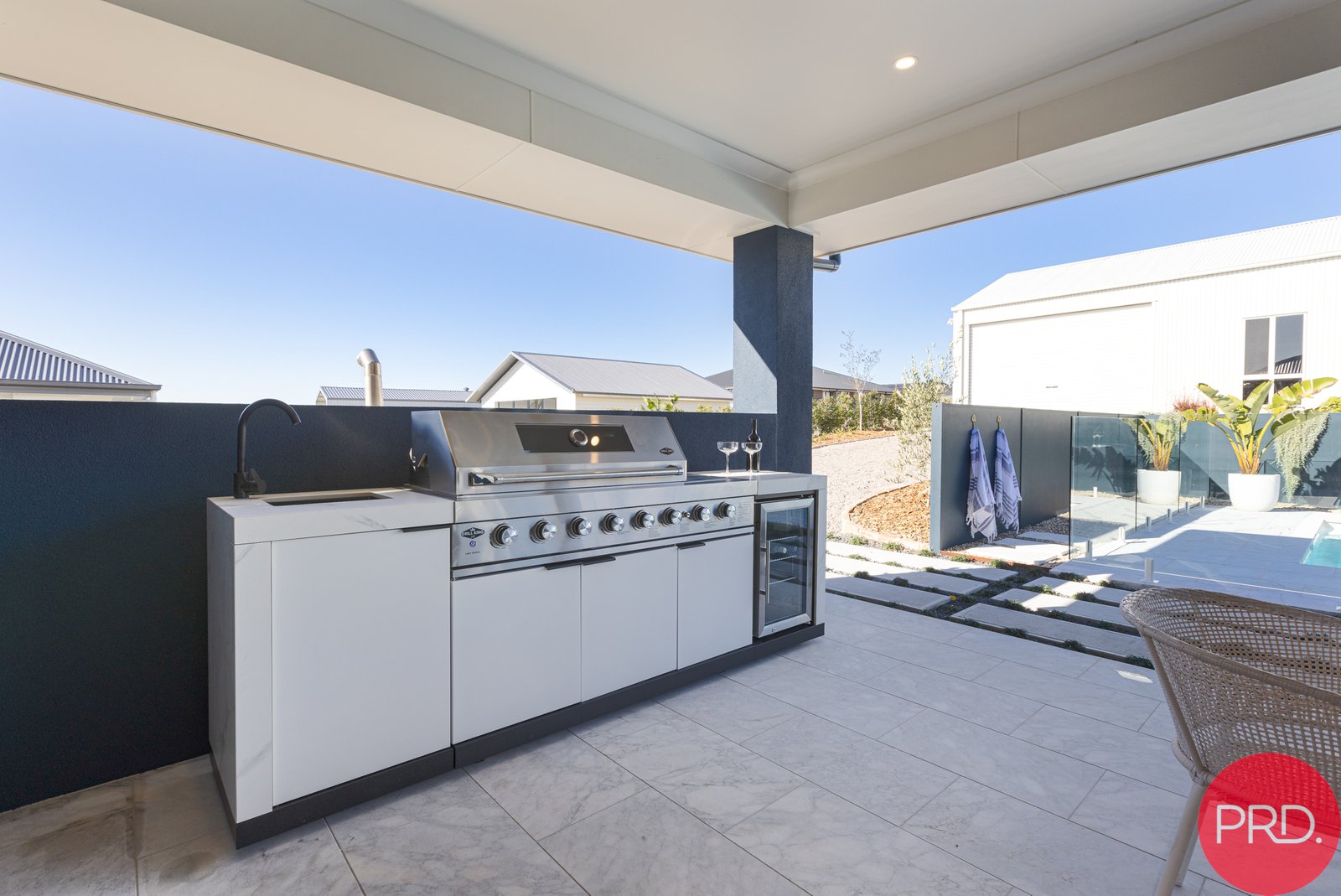 25 Cordeaux Street LOUTH PARK 32