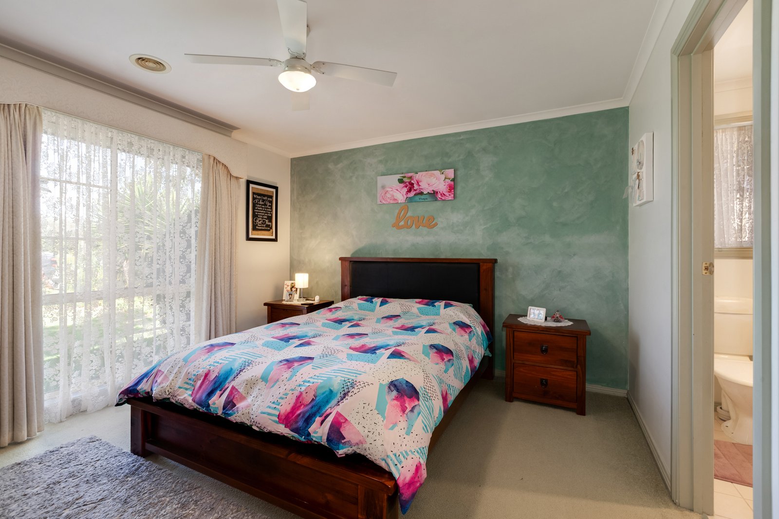 Gallery: 25 Cottage Crescent