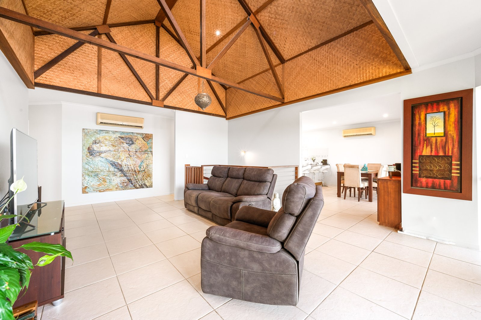 25 Country Road CANNONVALE 9