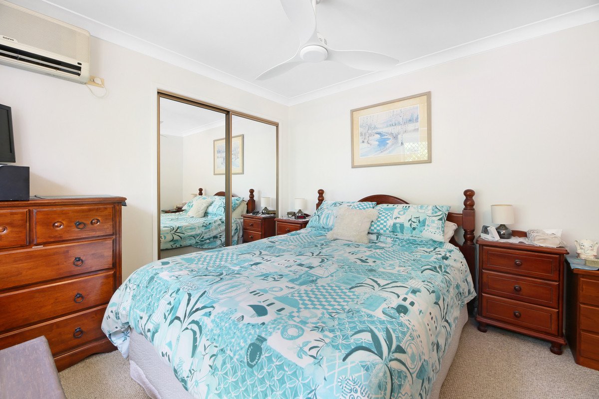 2/5 Crimson Court Miami 10