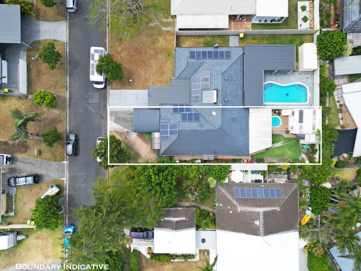 2/5 Crimson Court Miami 17