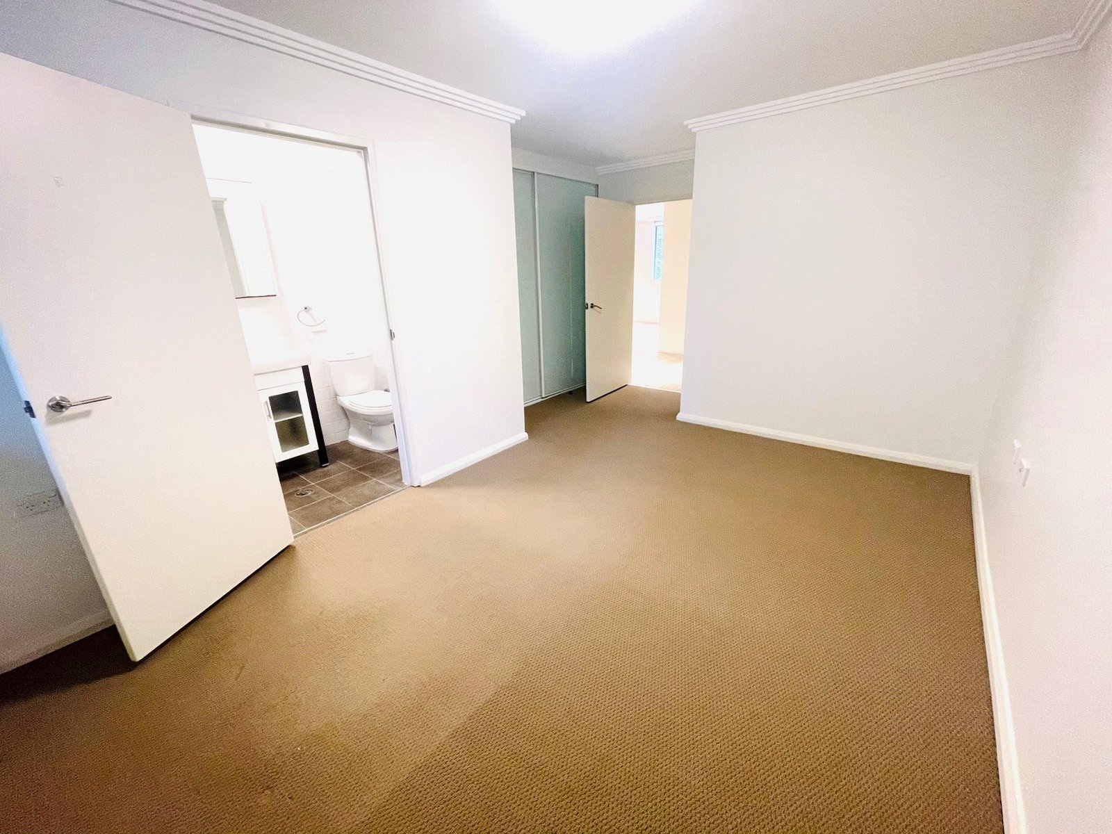 2/5 Croydon Street PETERSHAM 6