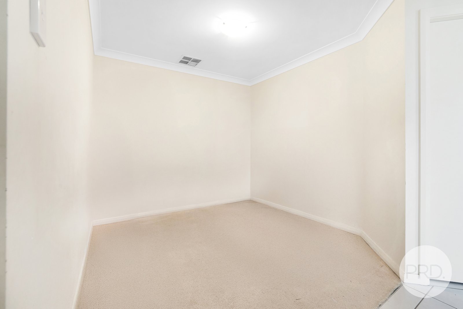 25 Cunningham Street TAMWORTH 7