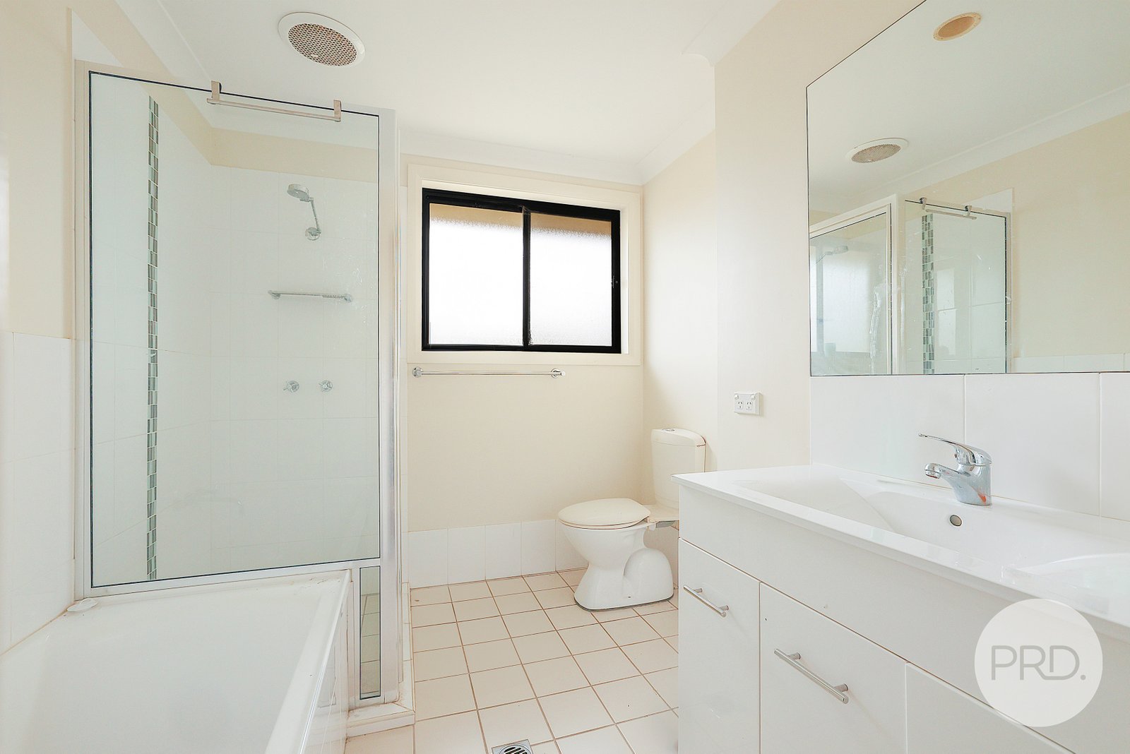 25 Cunningham Street TAMWORTH 12