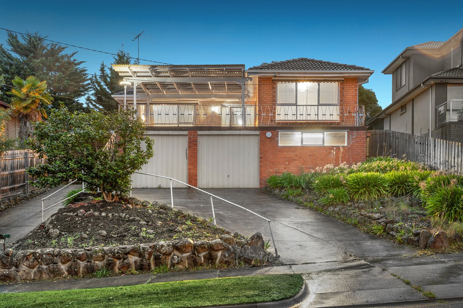 Gallery: 25 Curtis Avenue