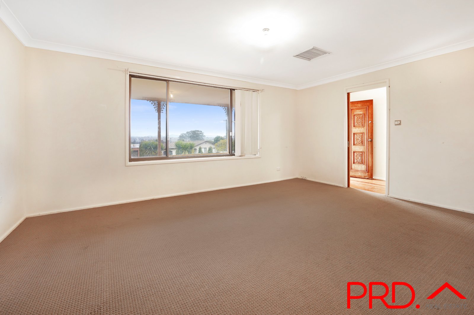 25 Cypress Street TAMWORTH 4