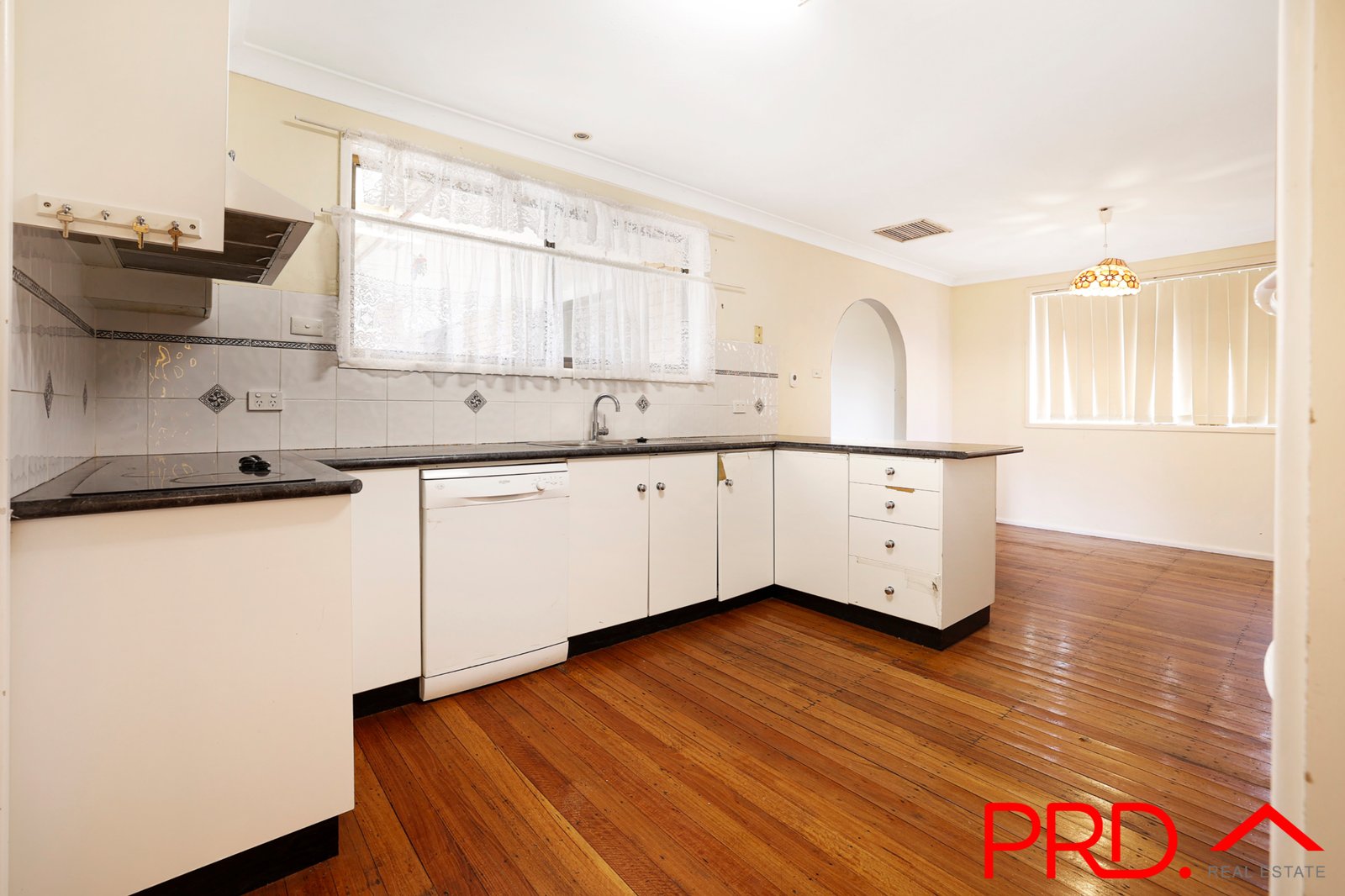 25 Cypress Street TAMWORTH 7