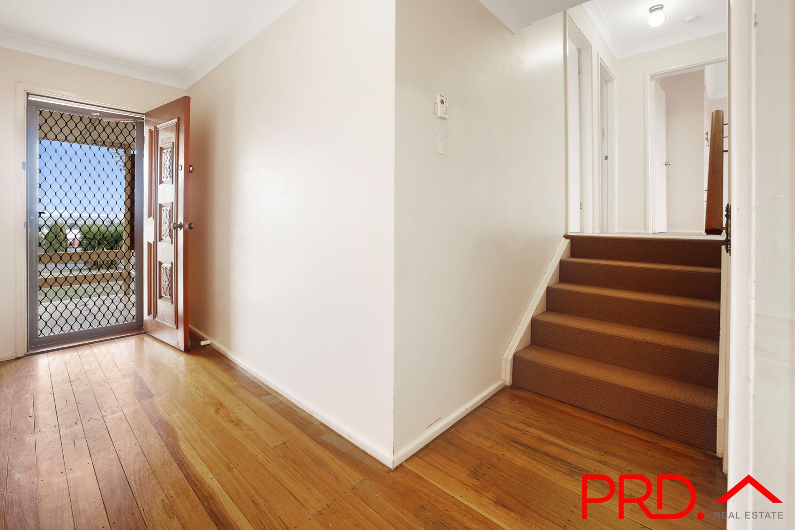 25 Cypress Street TAMWORTH 10