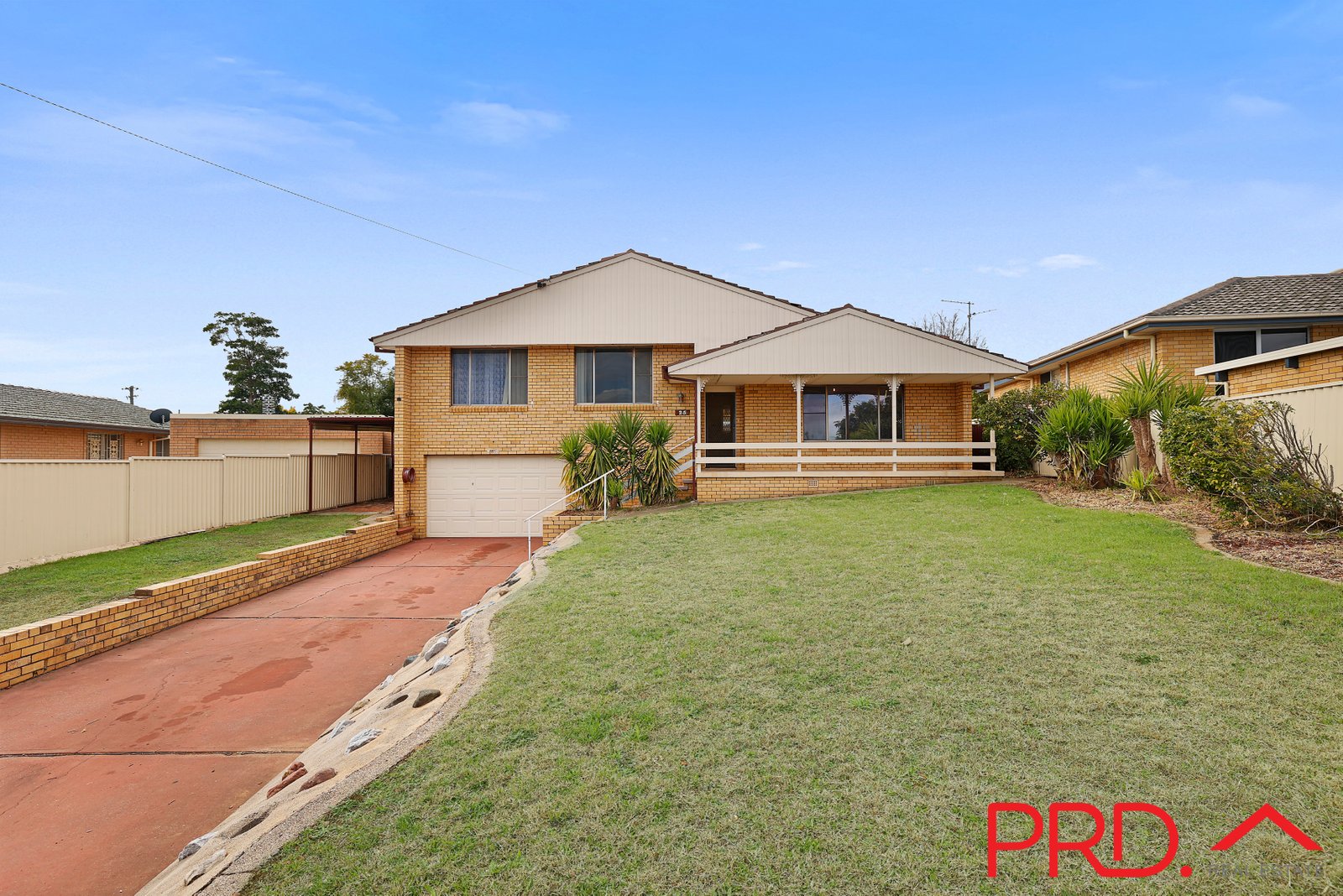 25 Cypress Street TAMWORTH 24