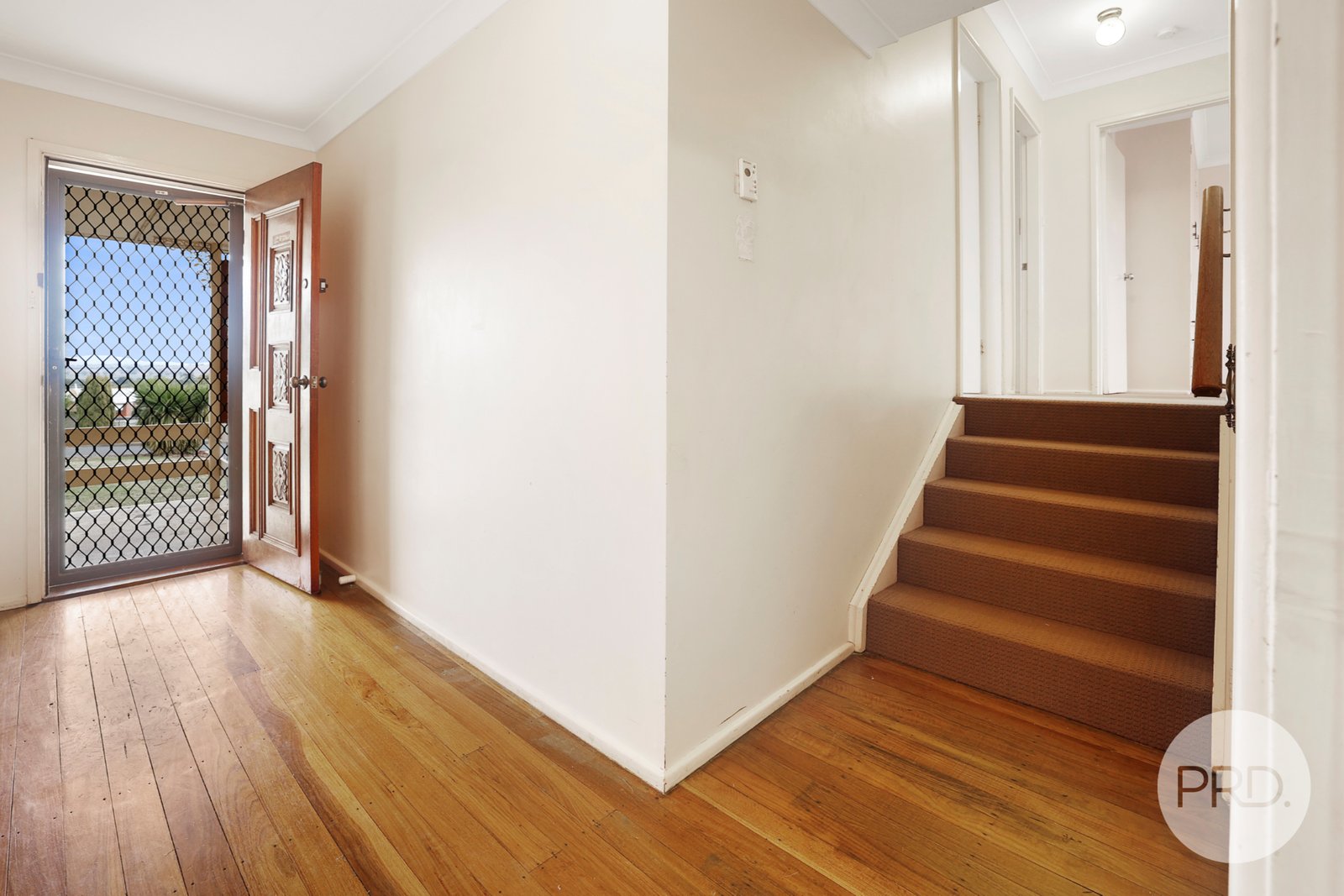 25 Cypress Street TAMWORTH 4