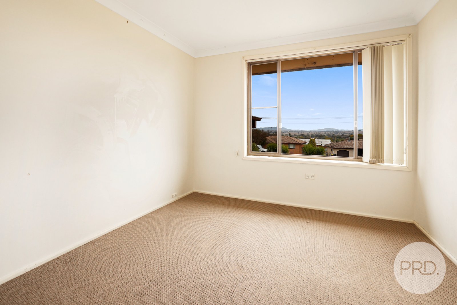 25 Cypress Street TAMWORTH 9