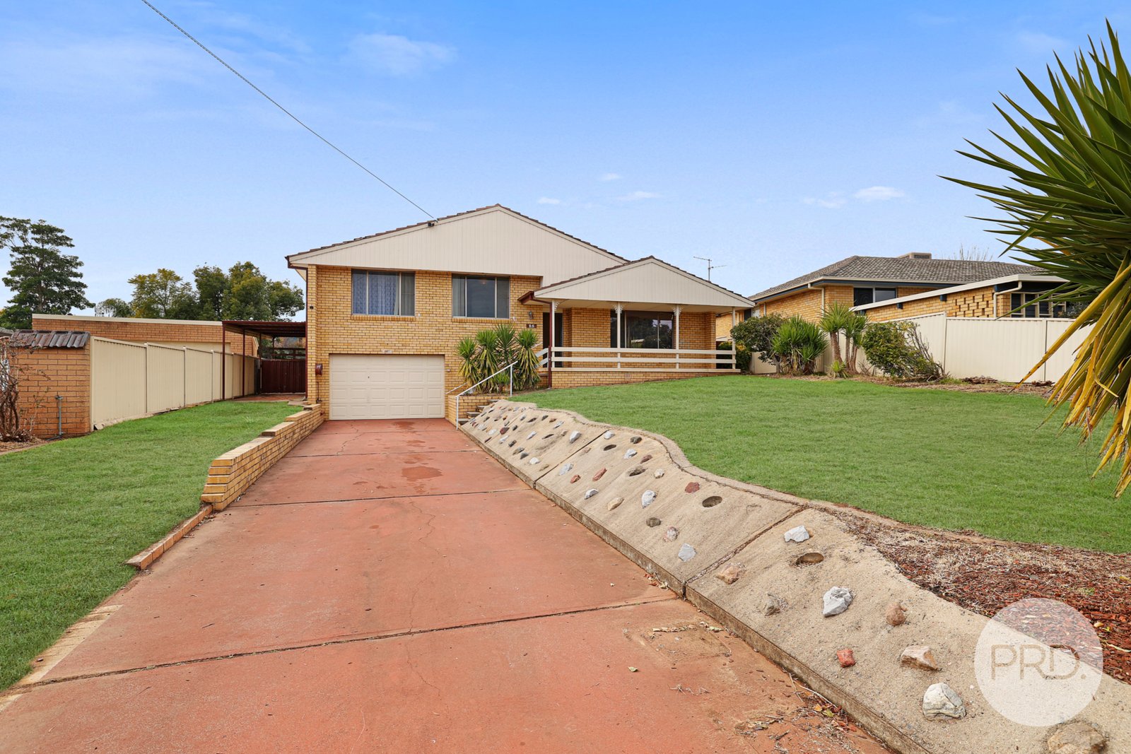 25 Cypress Street TAMWORTH 24