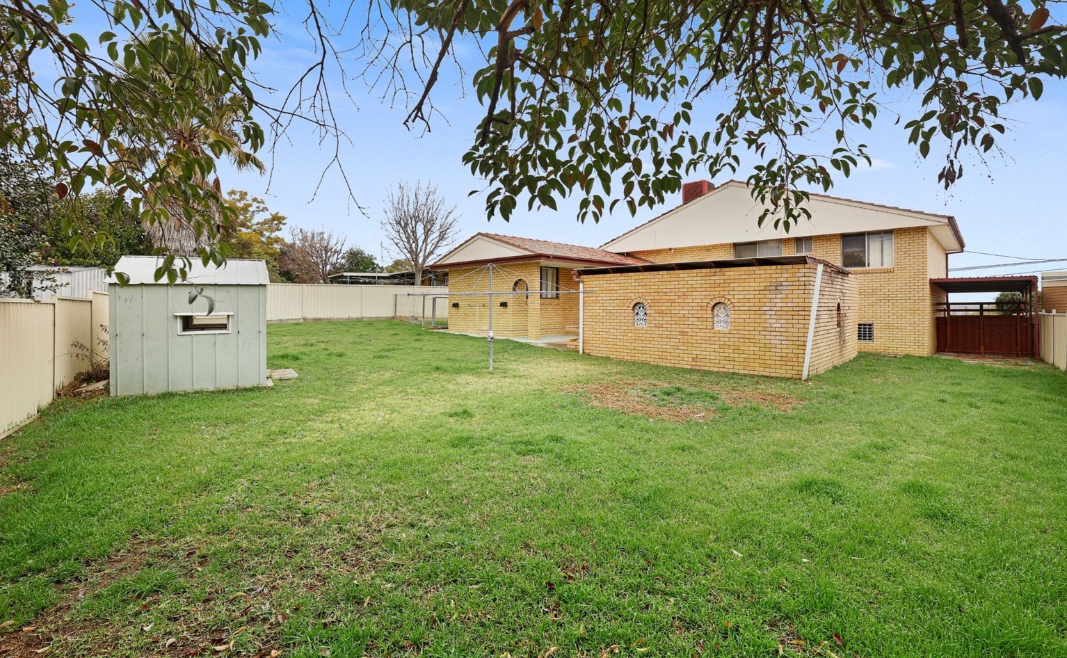 25 Cypress Street TAMWORTH 10