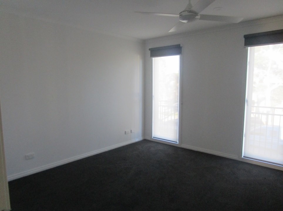 Gallery: 2/5 Daniel Close