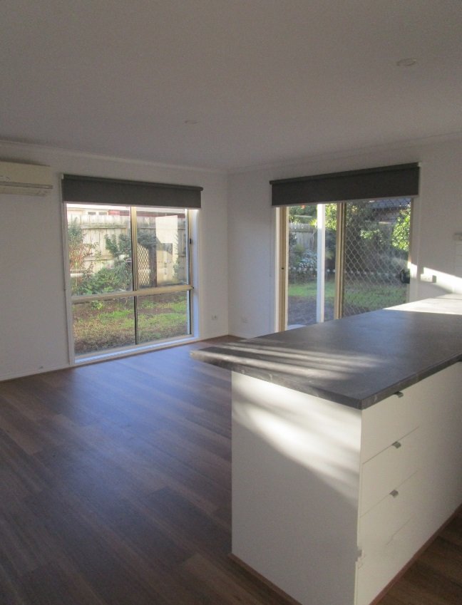 Gallery: 2/5 Daniel Close