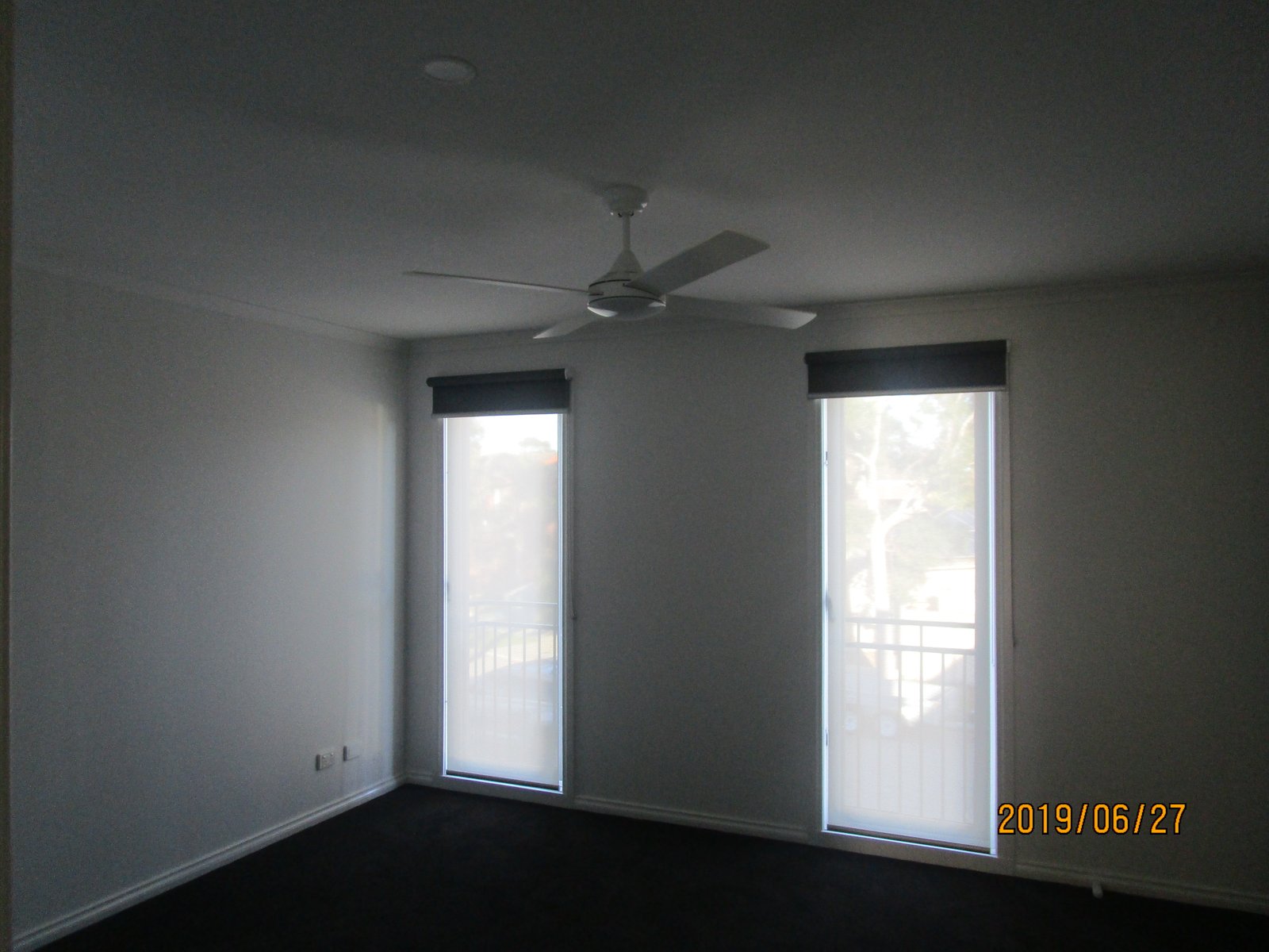 Gallery: 2/5 Daniel Close