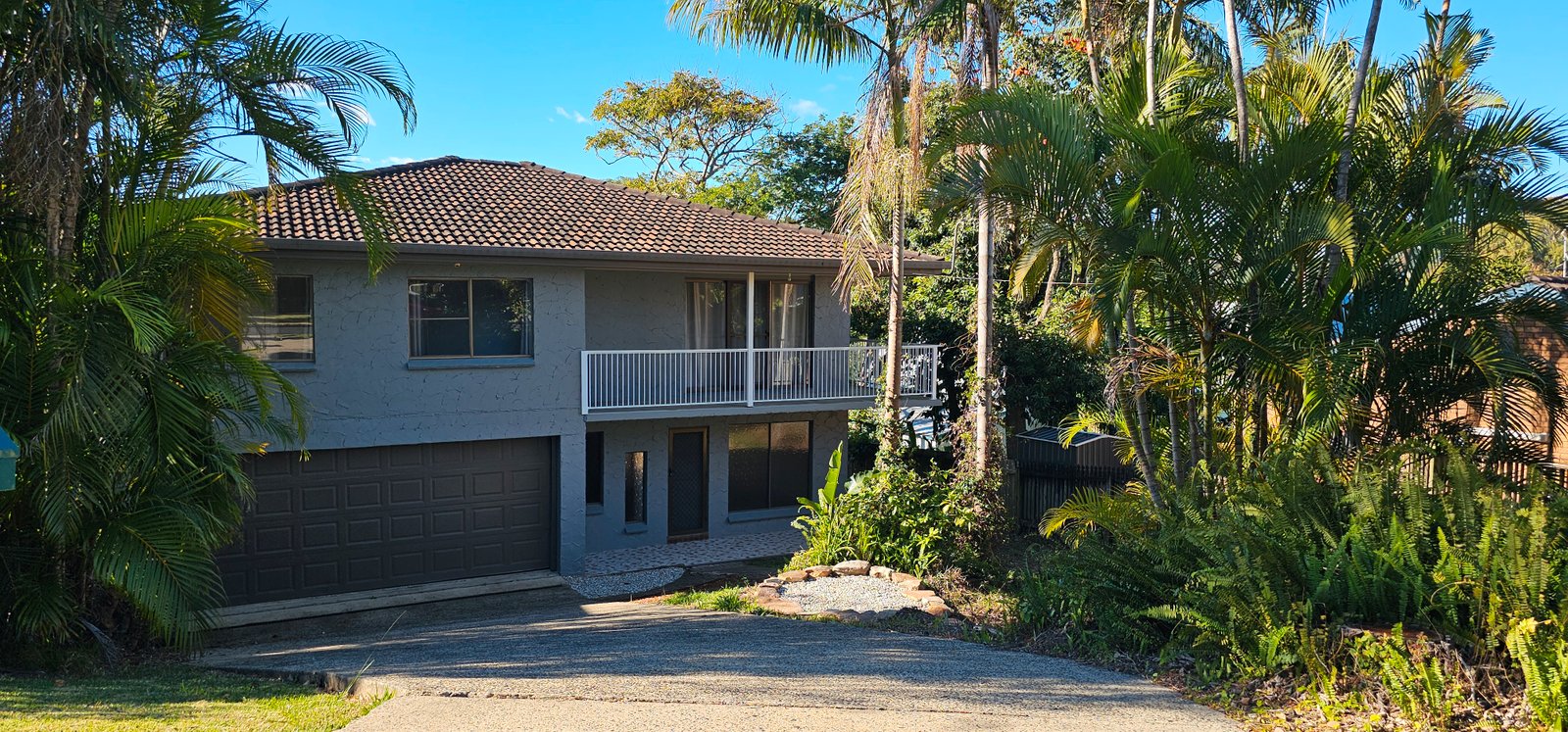 25 Dawn Drive MOONEE BEACH 16