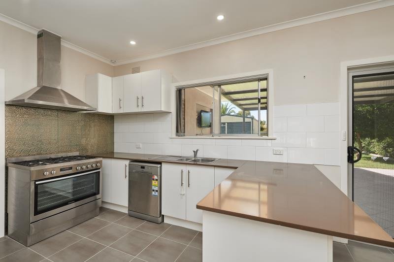 25 Day Street WAGGA WAGGA 4