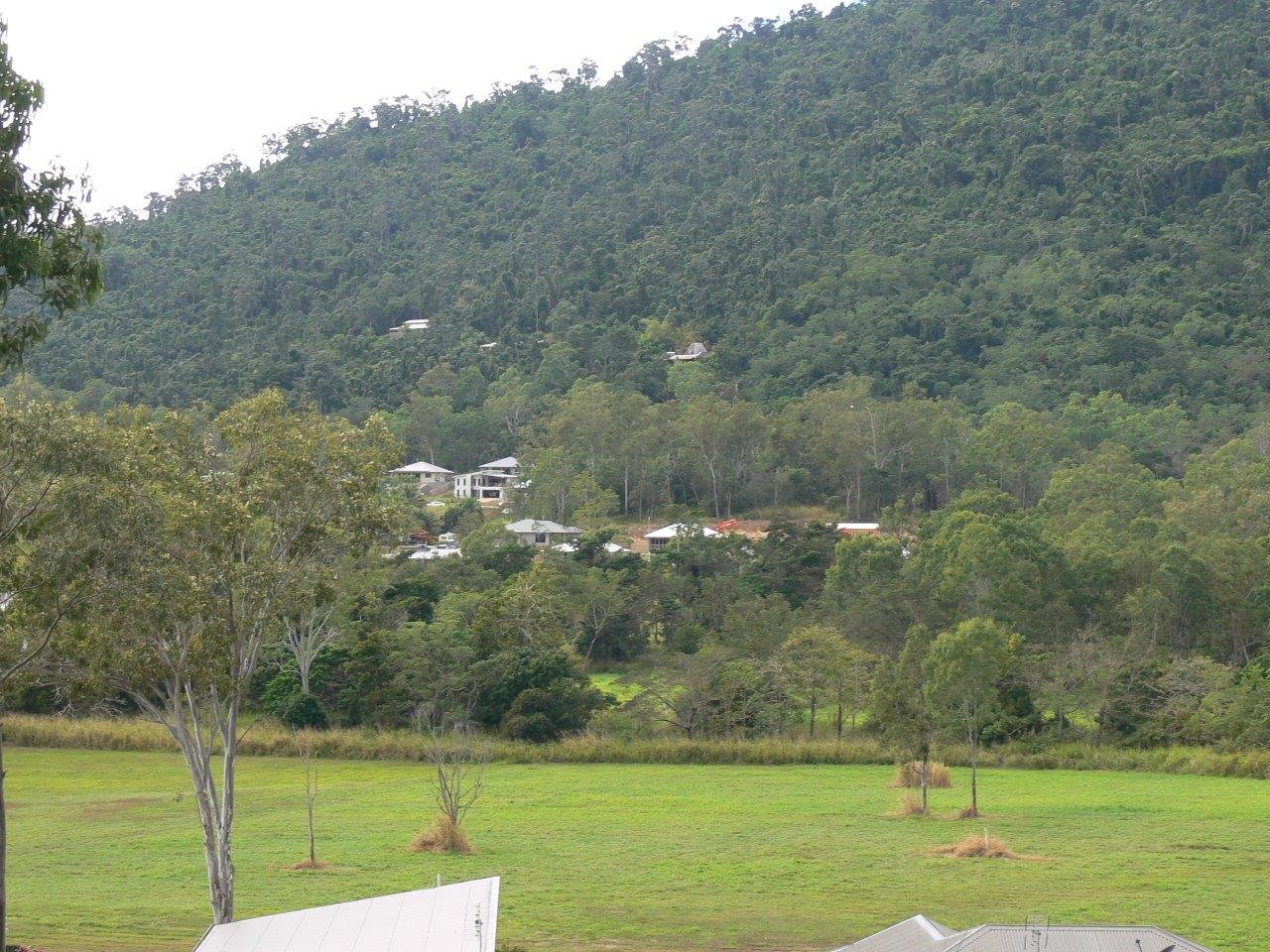 25 Daydream Court CANNONVALE 2