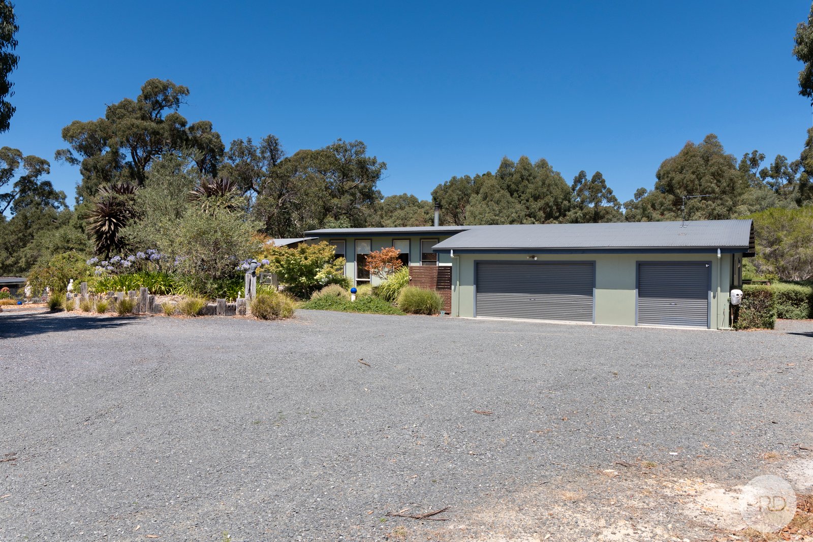 25 De Regt Drive CRESWICK 16