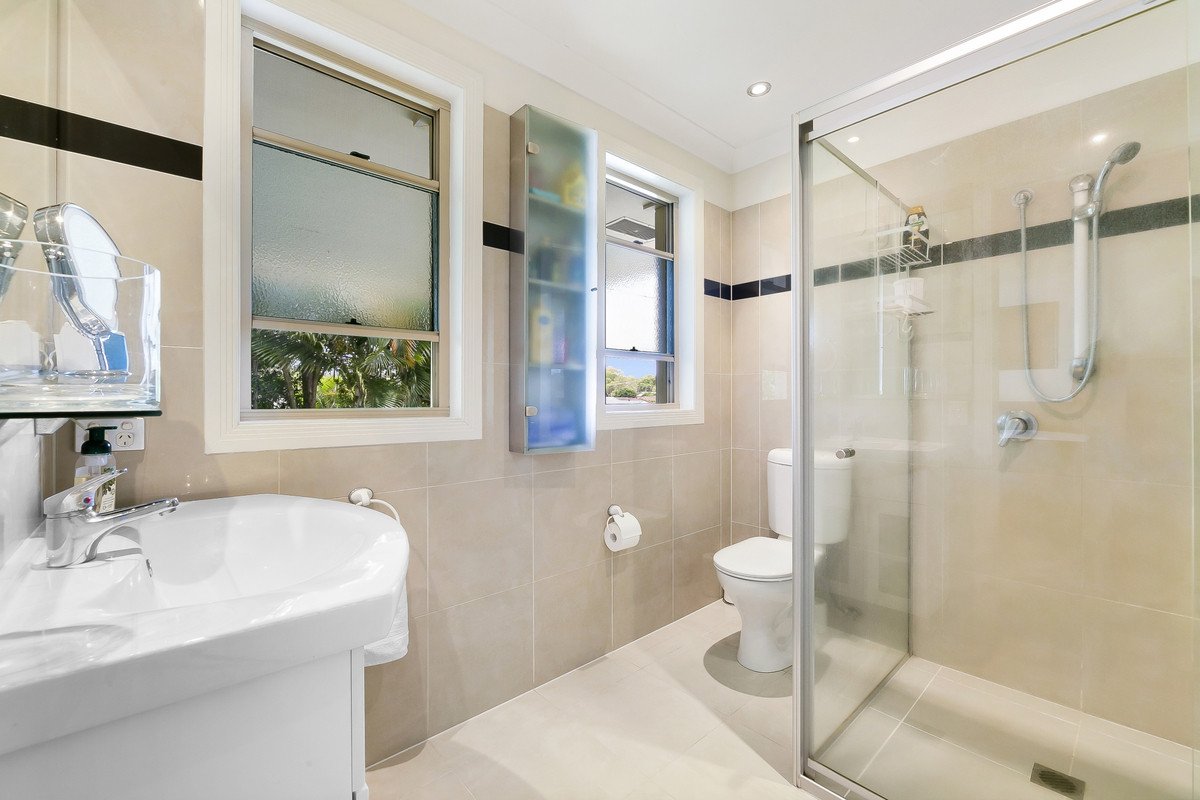 2/5 Doggett Drive Miami 10