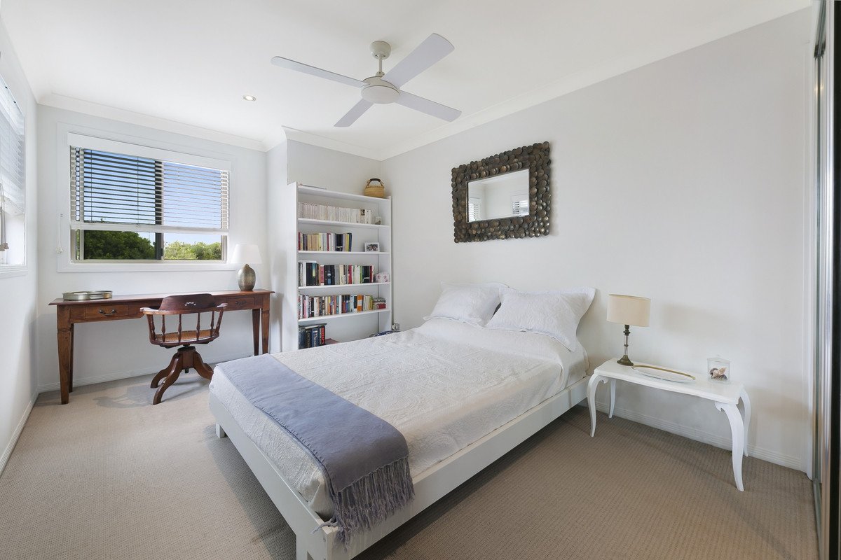 2/5 Doggett Drive Miami 11
