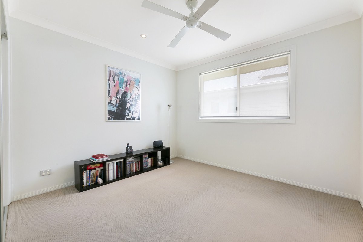 2/5 Doggett Drive Miami 12