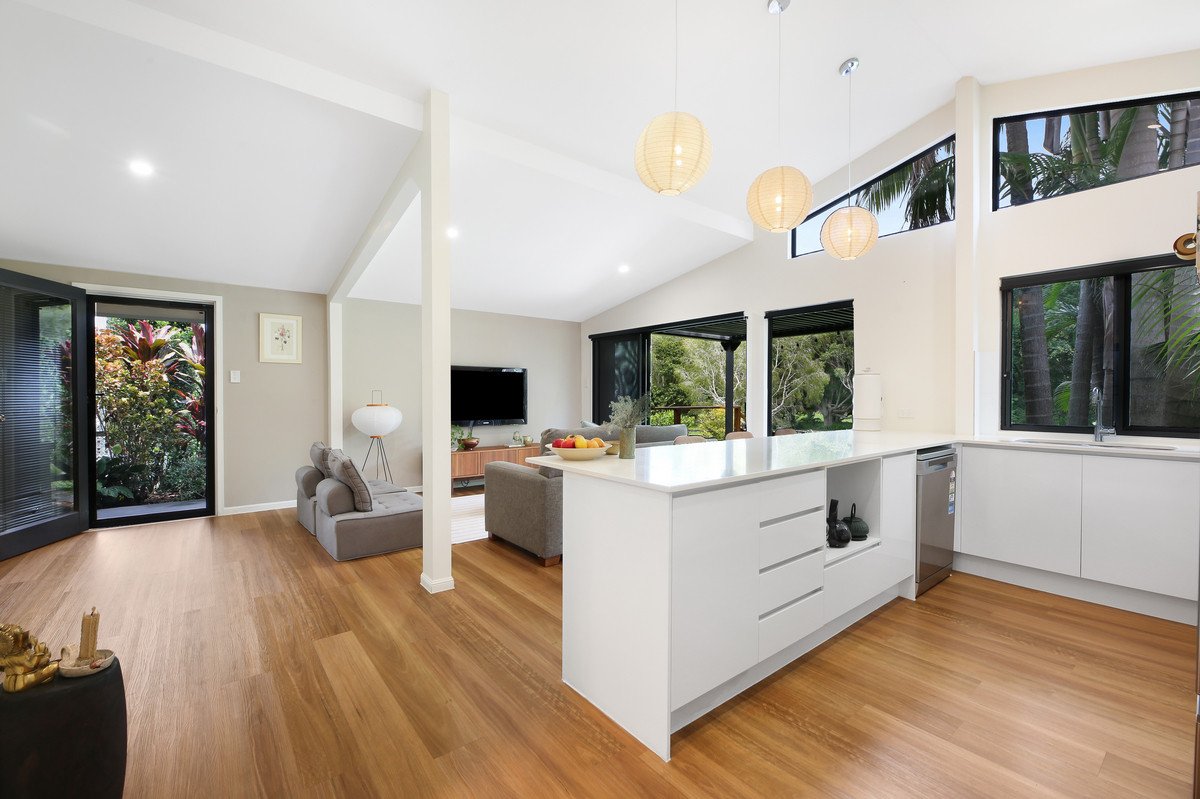 25 Dungogie Drive Tallebudgera 4
