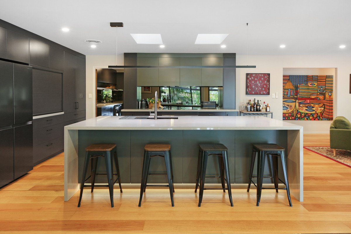 25 Dungogie Drive Tallebudgera 4