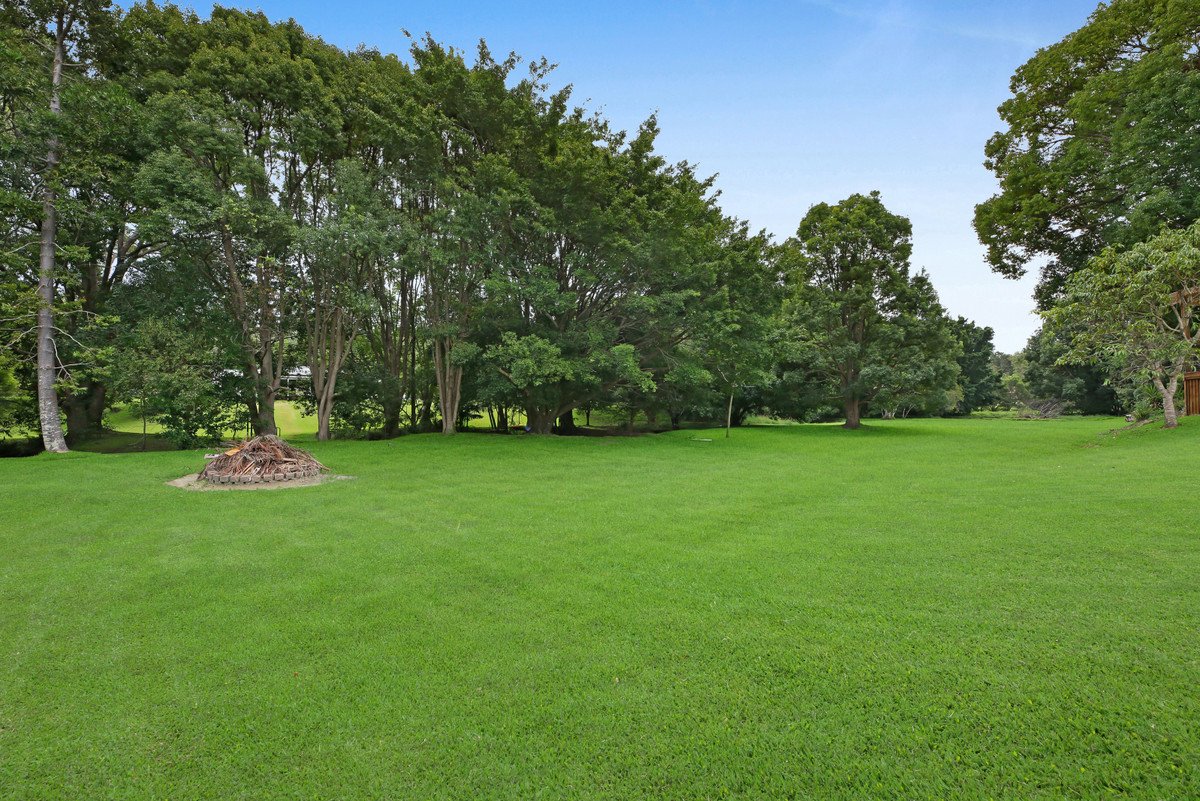 25 Dungogie Drive Tallebudgera 16