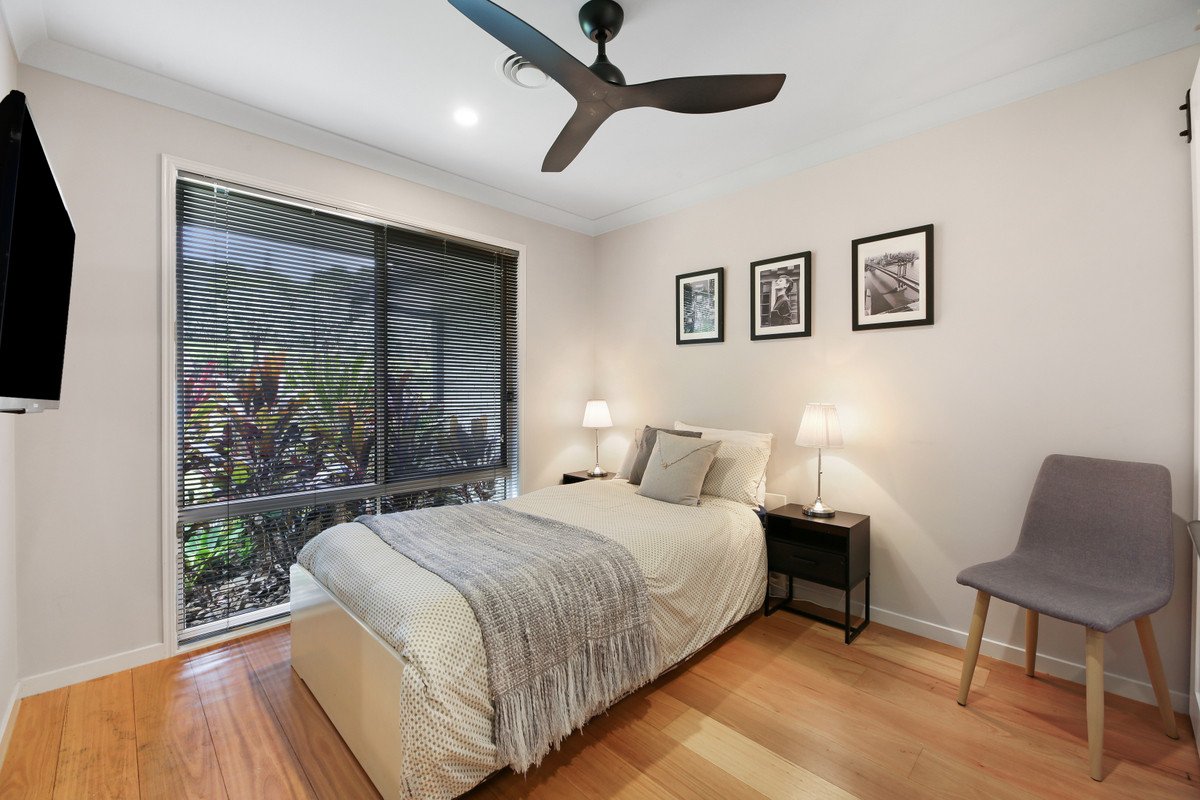 25 Dungogie Drive Tallebudgera 24