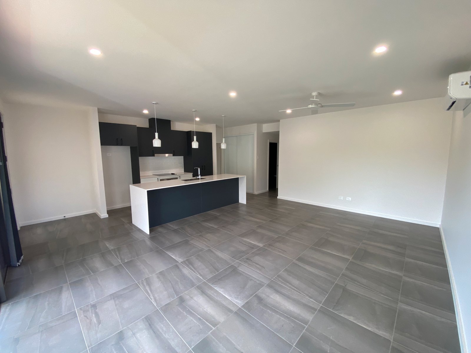 2/5 Earl Street COFFS HARBOUR 11