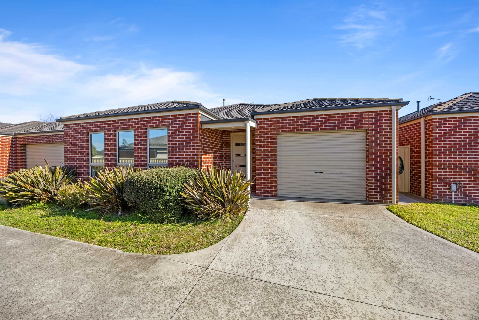 Gallery: 2/5 Eastview Court