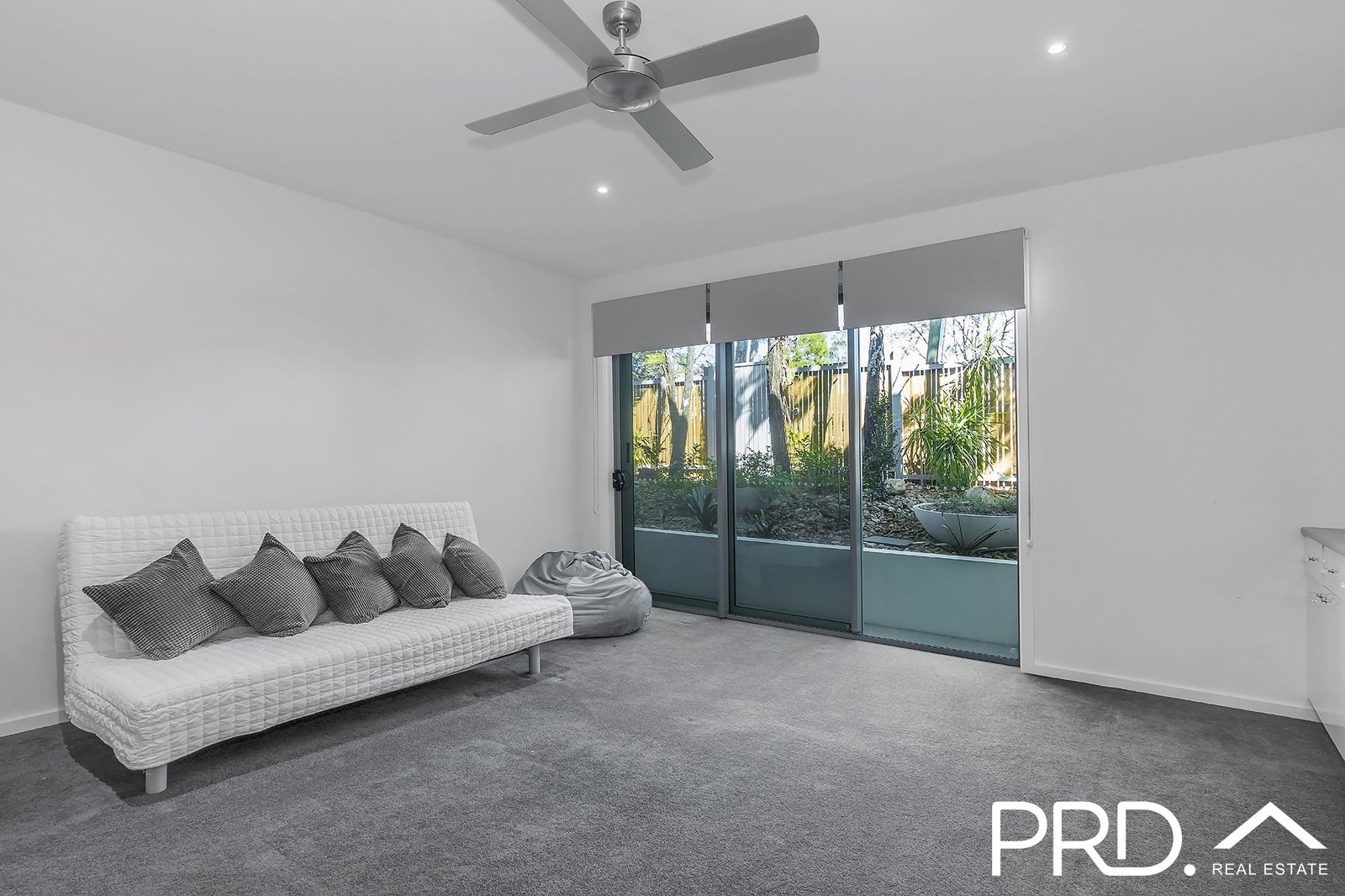 2/5 Egerton Street SOUTHPORT 9