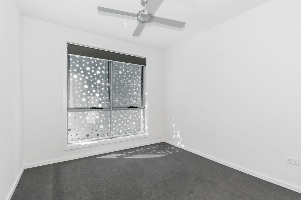 2/5 Egerton Street SOUTHPORT 9