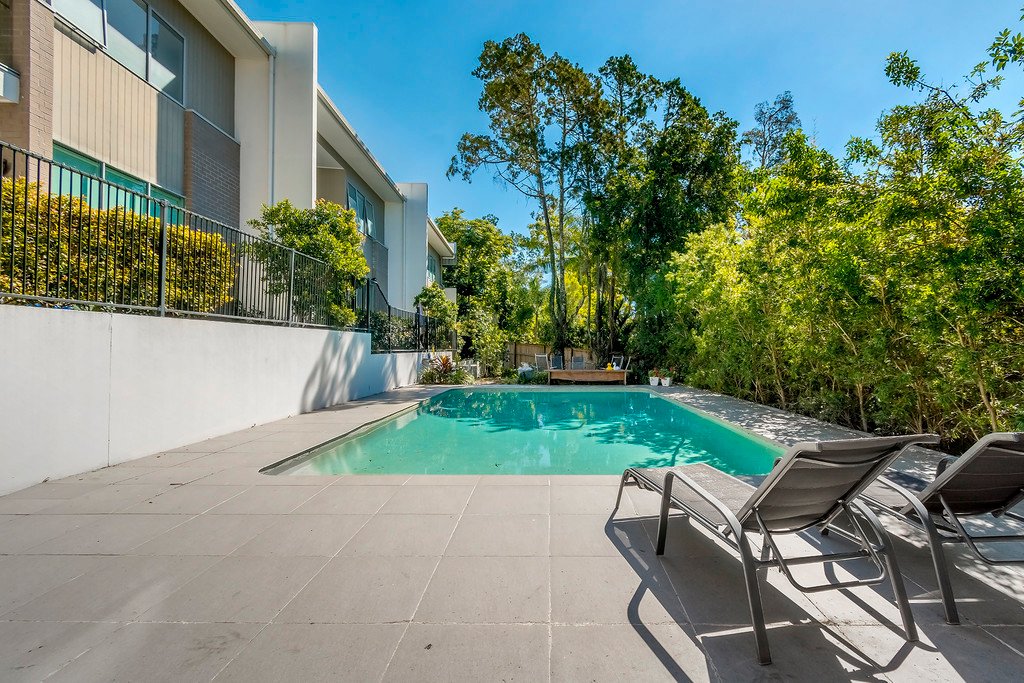 2/5 Egerton Street SOUTHPORT 16