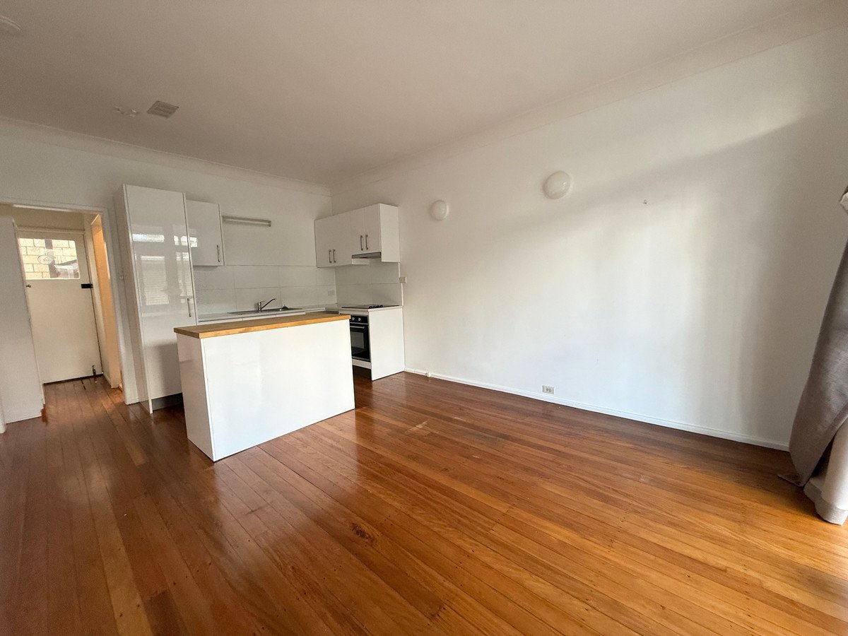 2/5 Elder Entrance Burleigh Heads 3