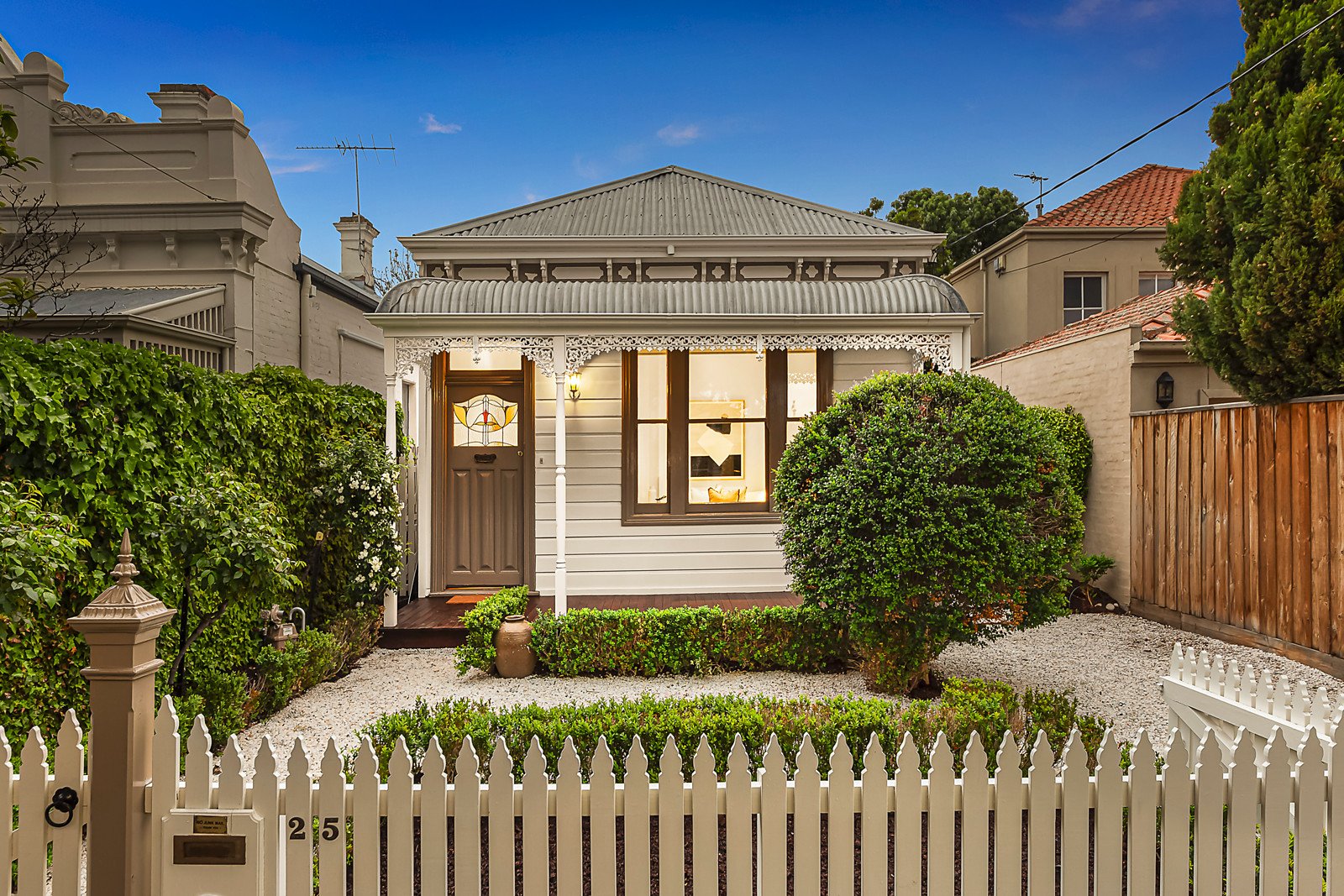 25 Elm Grove, Brighton, VIC