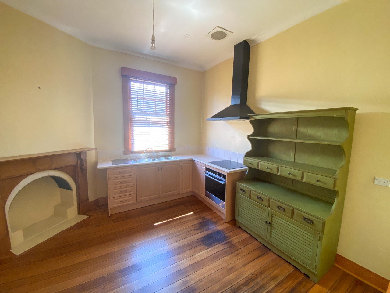 25 Elwick Road GLENORCHY 2