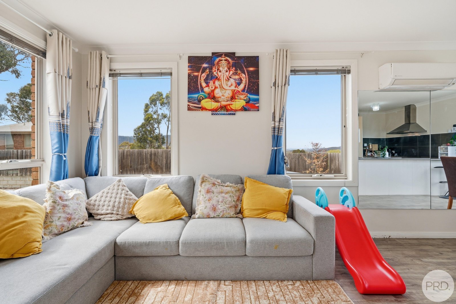 2/5 Emmaline Court ROKEBY 6